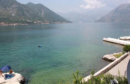 Dobrota Apartment | Villa Iva