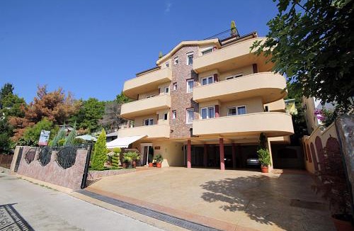 Susanj Apartment | Villa Jupok