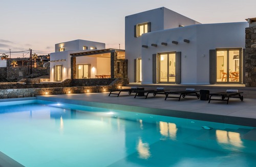 Kalafatis House | Villa Kalafati/Superior Amenities/Spacious Outdoor/5-star accommodation