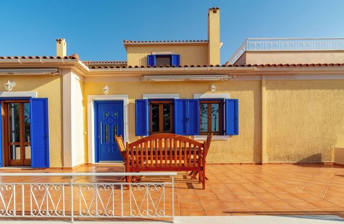Kaligata Villa | Villa Katerina family friendly with BBQ,garden and pool!