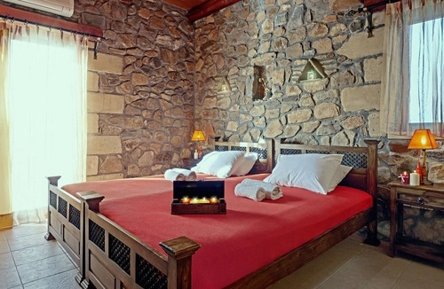 Livadia Villa | Villa Kimothoe with large private pool, 13 min from Elafonisi Beach