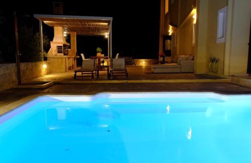 Aegina Town Villa | VILLA KONSTANTINOS