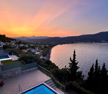 Melissopetra House | Villa Korina