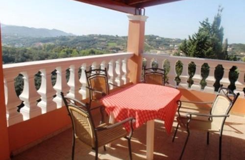 Agios Stefanos Avliotes Apartment | Villa Leonidas