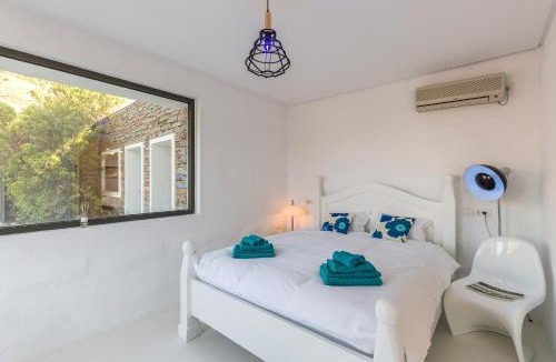 Vourkari Villa | Villa Liana