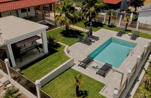 Nea Propontida Villa | Villa Liana , private Villa with pool and garden