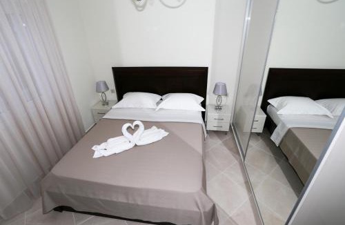 Nea Propontida Villa | Villa Liana , private Villa with pool and garden
