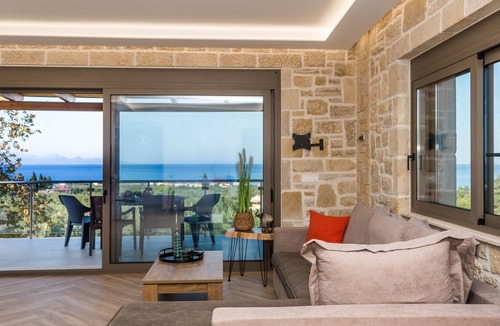 Neromilos Villa | Villa Licaj - 4 Bedroom Villa With Private Pool