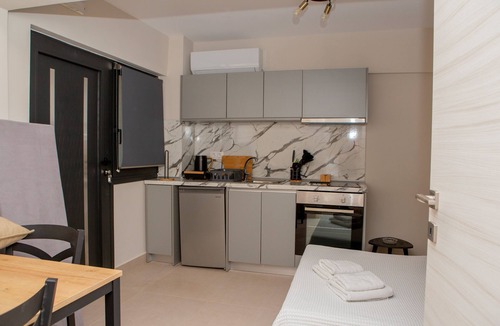 Nea Potidaia Apartment | Villa Llanaj Residence 2 by Luxlikehome