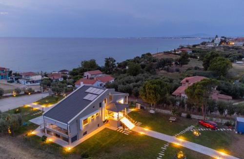 Nea Potidaia House | Villa llanaj Residence 4 by Luxlikehome