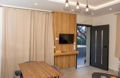 Nea Potidaia House | Villa Llanaj Residence 5 by Luxlikehome