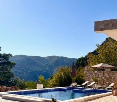 Podostrog Villa | Villa Lotos