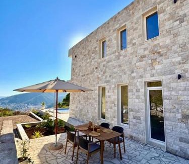 Podostrog Villa | Villa Lotos