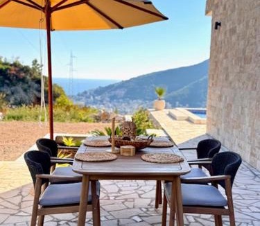 Podostrog Villa | Villa Lotos