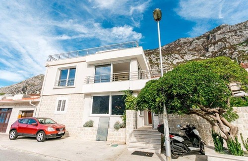 Dobrota Villa | Villa Luna- luxury villa on the beach