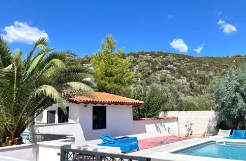 Katakali House | Villa Macky Cottage