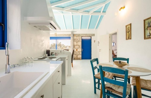 Riglia Villa | Villa 'Mani House' with Sea View, Wi-Fi and Air Conditioning