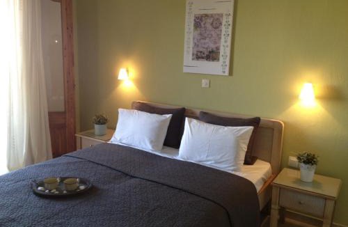 Polichrono Apartment | Villa Maria