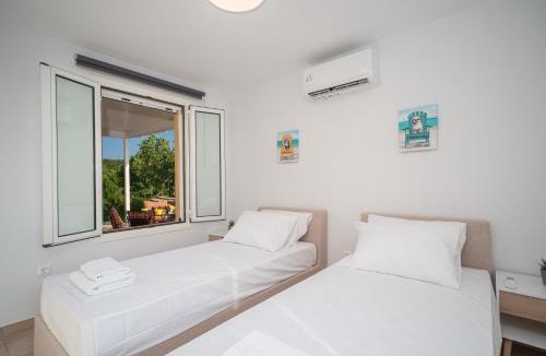 Patrikata House | Villa Marilou