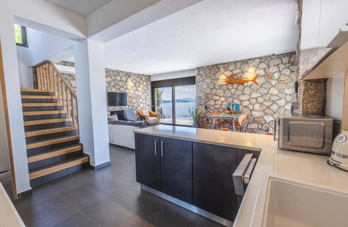 Sivota Villa | Villa Massalia - Infinity Lap Pool with Majestic Seaview and sea access