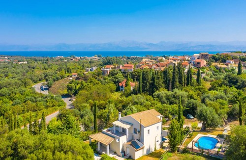 Sfakera Villa | Villa Mavrikia