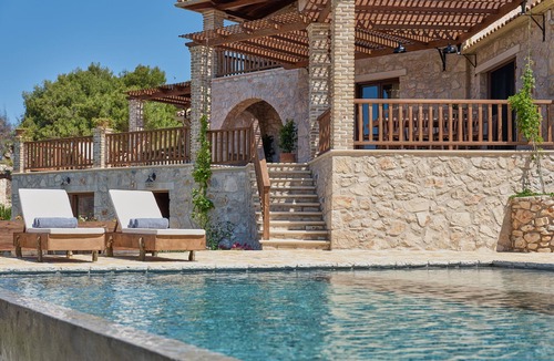 Anafonitria Villa | Villa Meralia with private pool