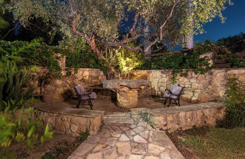 Neromilos Villa | Villa Mimosa - Olive Tree Villas
