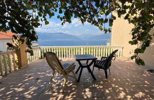 Krasici Apartment | Villa Miran Boka Bay