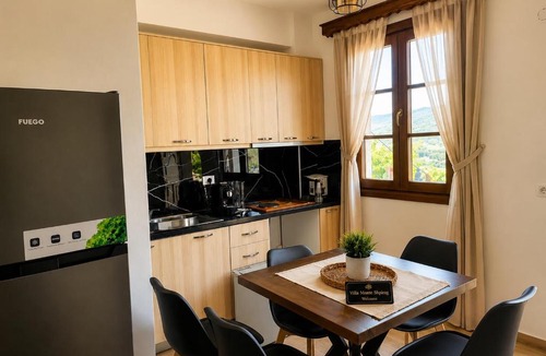Berat House | Villa Monte Shpirag