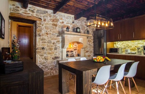 Damavolos House | Villa Morfeas - Traditional Cretan Escape with BBQ