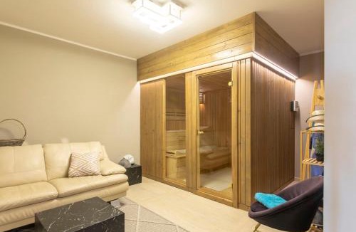 Donji Morinj Villa | Villa Morion with Sauna and Pool