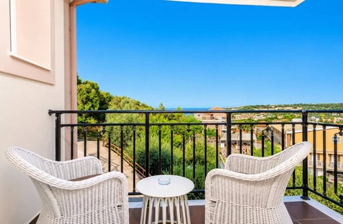 Tsilivi Villa | Villa Naisy - Two Bedroom Villa, Sleeps 4