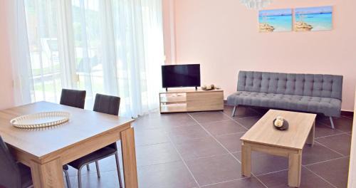 Skala Rachoniou House | Villa Nina