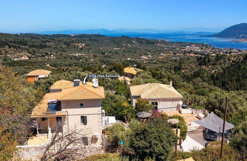Katouna Villa | Villa Olga Katouna by Villa Plus