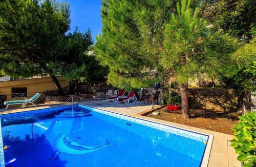 Dobra Voda Villa | Villa on the first line with a private pool