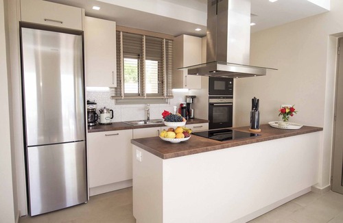 Leivathos Villa | Villa Pangea Ion - Three Bedroom Villa, Sleeps 6