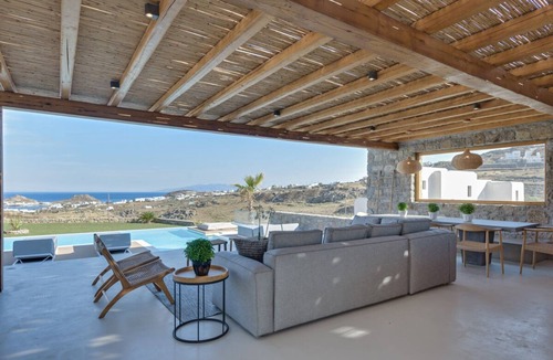 Kalafatis Villa | Villa Paradise 2/Pool/4+1bdrms/5baths/10guests/outdoor dining/parking/garden/BBQ