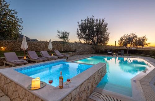 Acharavi Villa | Villa Piedra Acharavi