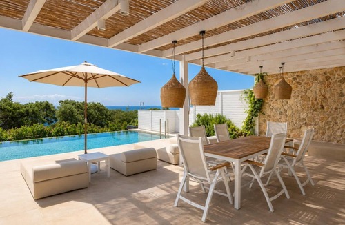 Gennadi Villa | Villa Pollux - Two Bedroom Villa, Sleeps 4