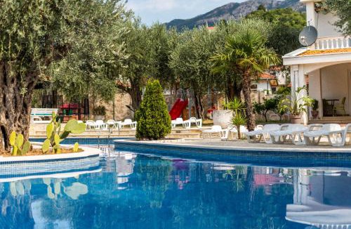 Kaluđerac Hotel | Villa Ponta