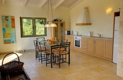 Karavados Villa | Villa 'Porfyra Ideales Resort' with Sea View, Wi-Fi and Air Conditioning