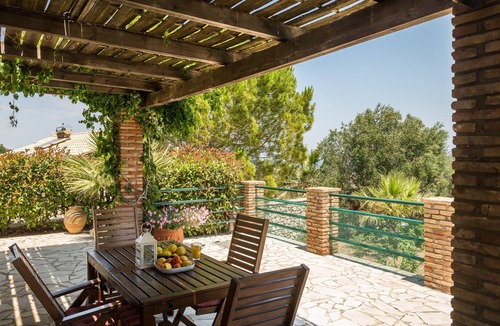Kourteika Villa | Villa Rachi