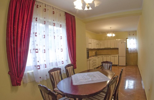 Donje Polje Villa | Villa Ramonte at Montenegrin Old Royal Capital