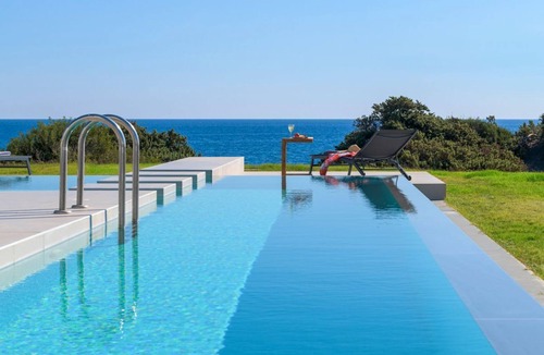 Gennadi Villa | Villa Ritsos - Three Bedroom Villa, Sleeps 7