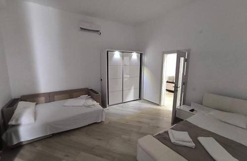 Susanj Apartment | Villa Roan