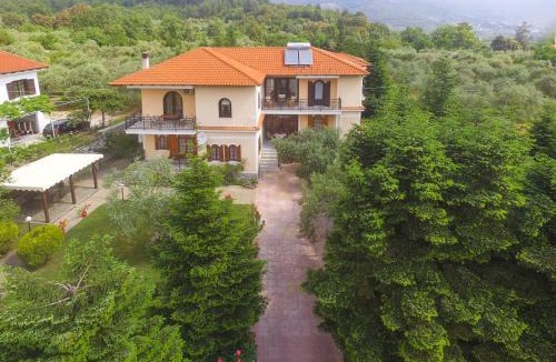 Potamia House | Villa Rosa
