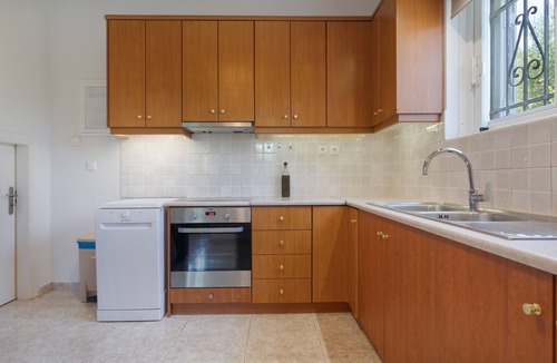 Fiolitis Villa | Villa 'Ruvelis' with Mountain View, Wi-Fi and Air Conditioning