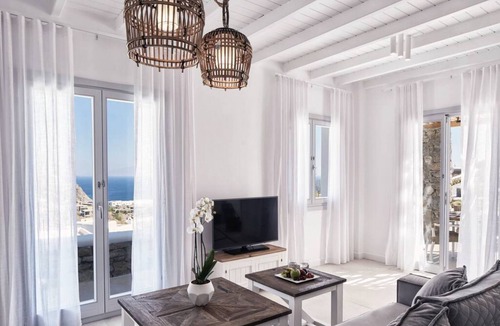 Elia Villa | Villa Sakan - 3BD, Luxury villa, near beach Elia