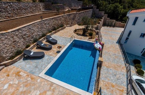 Zgrade Villa | Villa Sara with a Private Pool