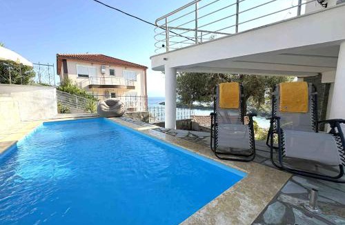 Volos Villa | Villa Seaside View Complex with pool